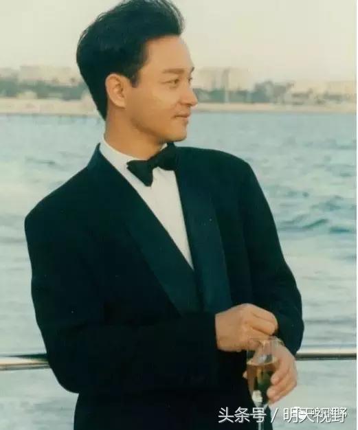 人物——怪你过分美丽，即使错过了你的时代也着迷！