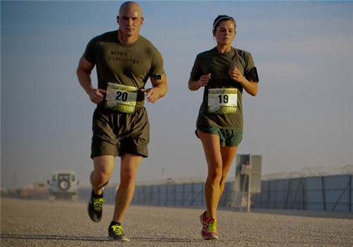 长时间不跑步突然跑步肚子疼,跑步肚子疼怎么办最快的方法