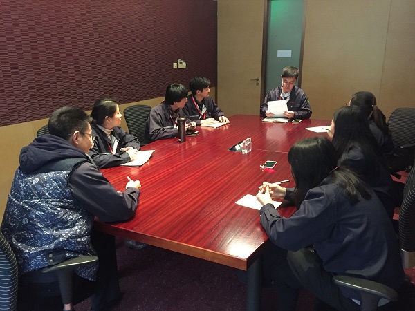 职代会民主管理,坚持落实职代会制度