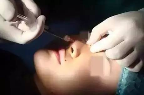 如果朋友圈里有这样的人，你可长点心吧！