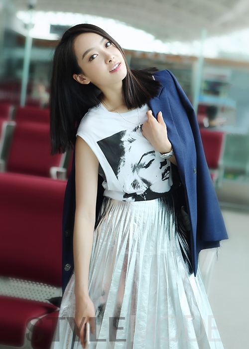 宋茜风姿绰约宛若公主般优雅高贵,宋茜年轻时的盛世容颜