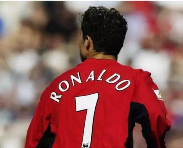 耐克发布的c罗球衣,耐克c罗战靴多少钱