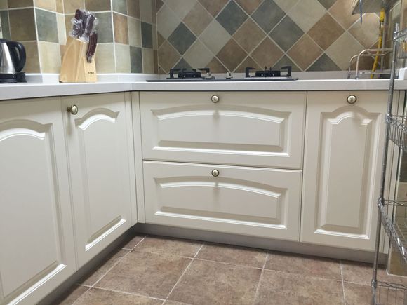 75平米两室一厅装修简美,75平顶楼带阁楼的装修清单