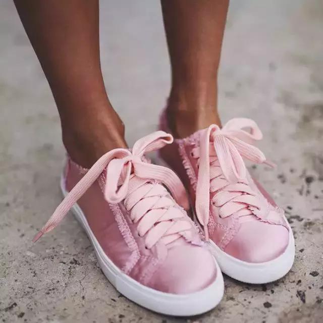 今年秋冬流行的三双鞋,今年最好看的鞋子是哪一款