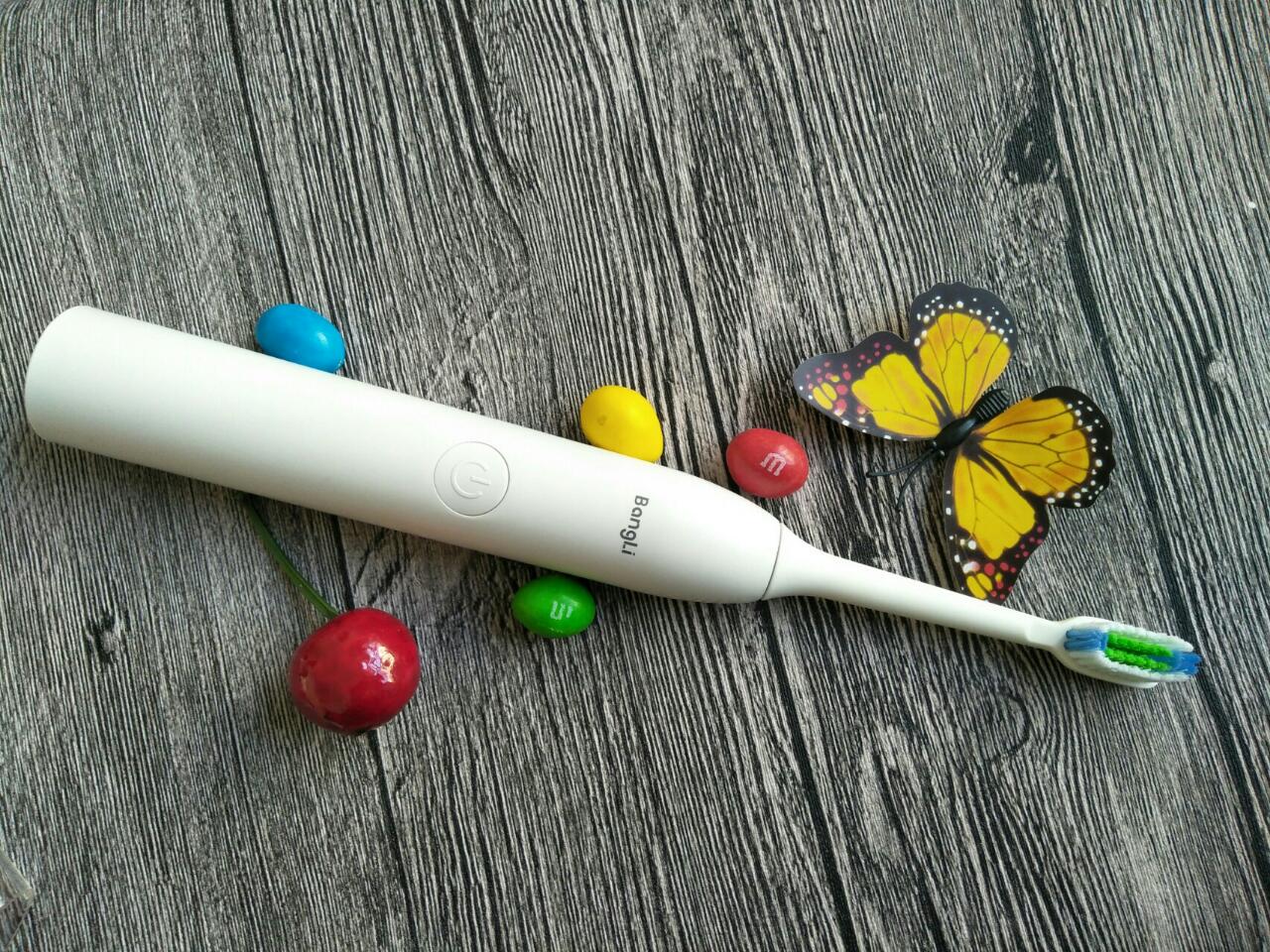 矫正牙齿用什么软毛电动牙刷好,哪一款电动牙刷对牙齿好