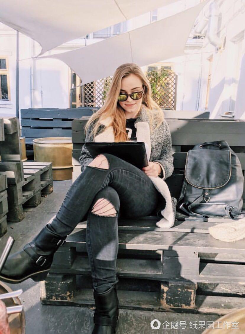 波兰女神爱龙猫，也是文艺女青年