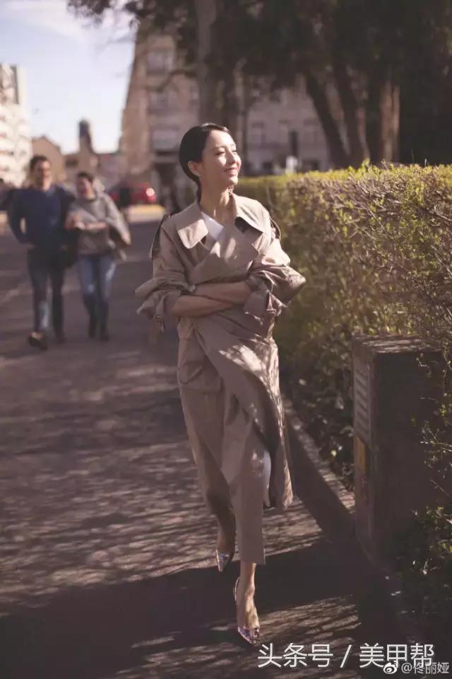 还说简约风不好看？佟丽娅靠这样上了热搜！