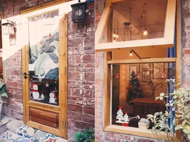 不用逃离北上广，他花10万任性改造租来的破院照样活得率性精彩