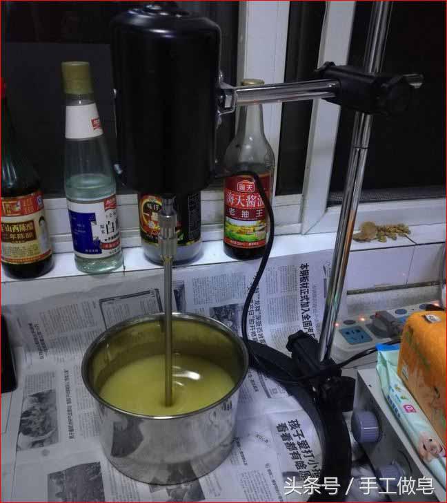 简单土豆手工皂制作,土豆皂的制作过程