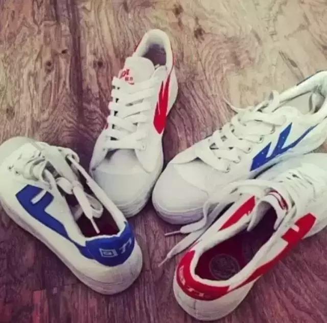 山寨回力鞋杨幂穿,杨幂回力鞋有木有字母