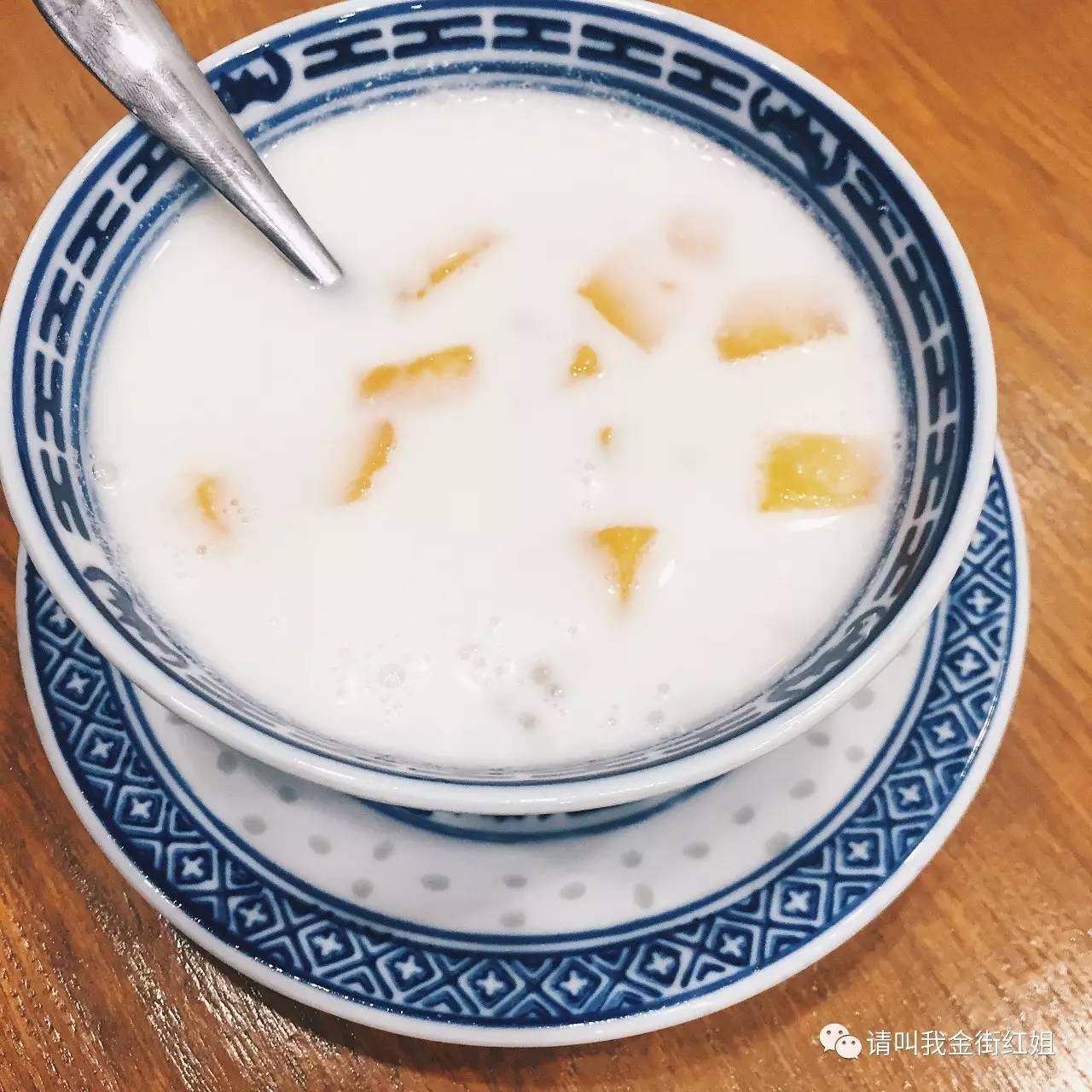 丹东有一条街特别出名,糖水店丹东