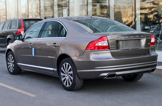 李书福换自家品牌沃尔沃S80L座驾，难道又是一波黄婆卖瓜？