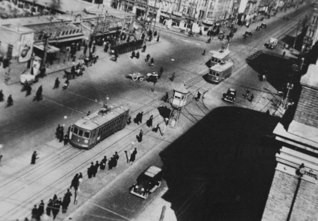 循着时间的绳索｜老大连的繁华商业带