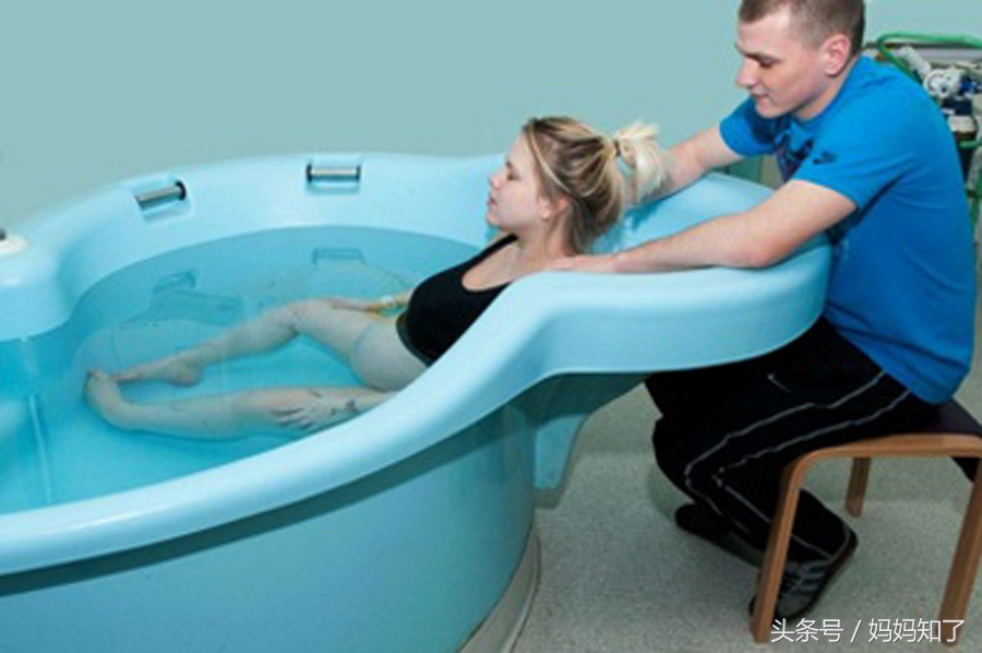 水中分娩不会被淹死么,ella水下分娩后遗症