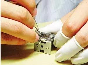 出现这个现象，就说明你的手表该换电池了