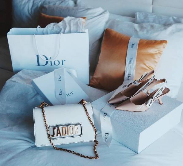 最近火爆了网红鞋,热度高的鞋