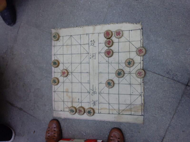 这兄弟一表人才风度翩翩，为什么没有媳妇呢？