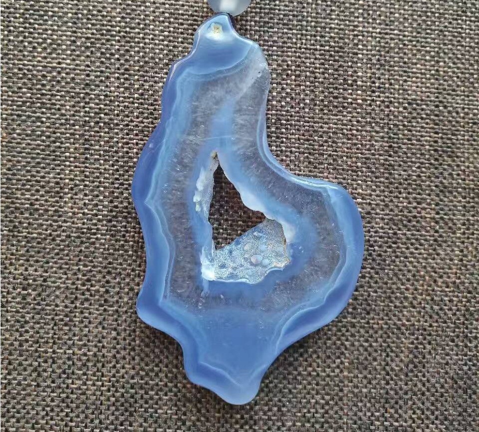 玛瑙原石的鉴别方法,玛瑙原石介绍及其鉴定方法