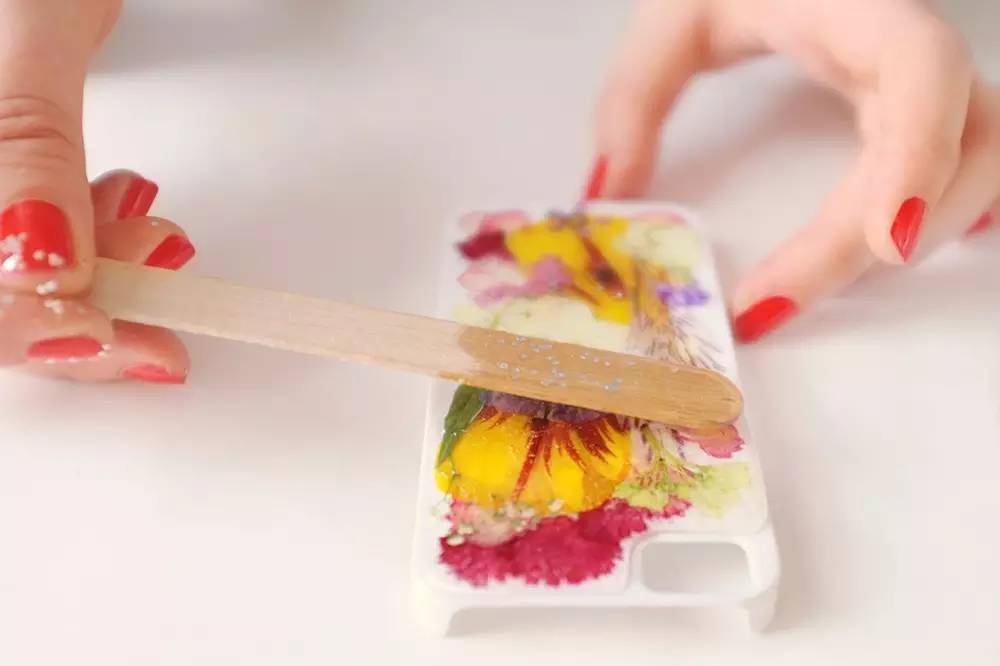 把手机壳发在评论区,手机壳剁手