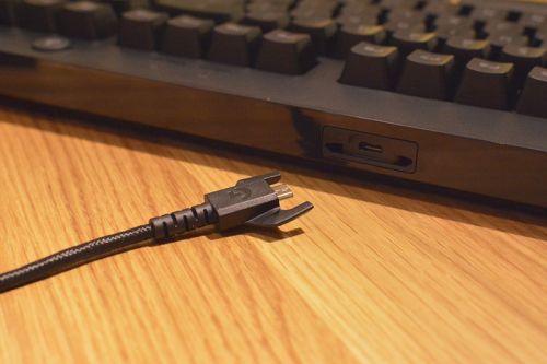 罗技gpro键盘,为游戏而生的游戏手机