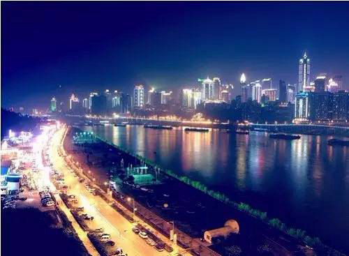 重庆朝天门美食街,重庆沙坪坝美食街