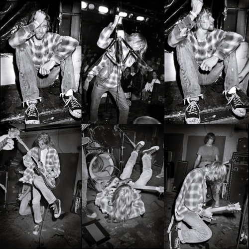 为了让所有人能低头看你的鞋,这个牌子直接把屎糊到了鞋上