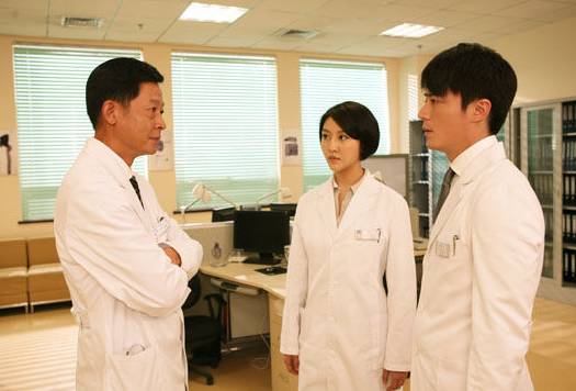 凭良心操刀：除《外科风云》还有哪些医患剧