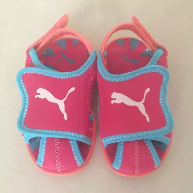 哪个品牌的儿童凉鞋最舒服,推荐中儿童凉鞋好穿又好看