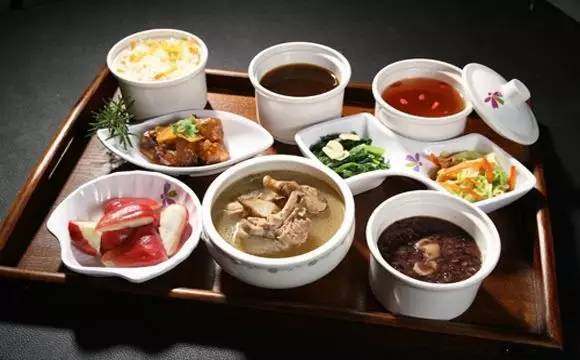 月子里婆婆和媳妇扯皮,月子期间媳妇与婆婆矛盾