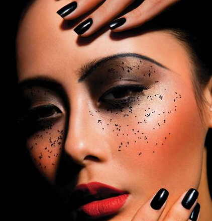 脸上有痣很难看要不要去点掉呢,脸上痣变美