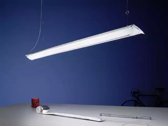 等灯等灯｜这届米兰设计周上的十盏好灯，还行还行