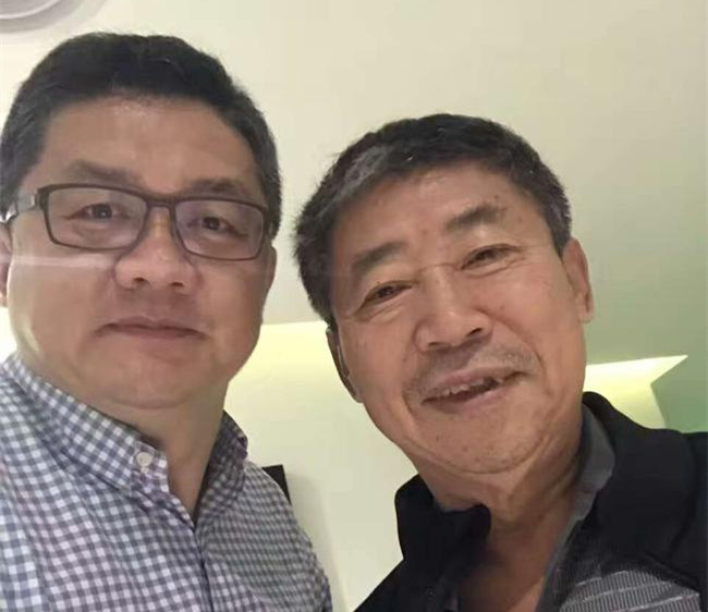 “足球外交家”张吉龙曾遭人陷害FBI两度调查终自证清白