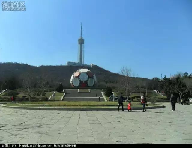 劳动公园大足球内部样子,劳动公园大足球叫什么