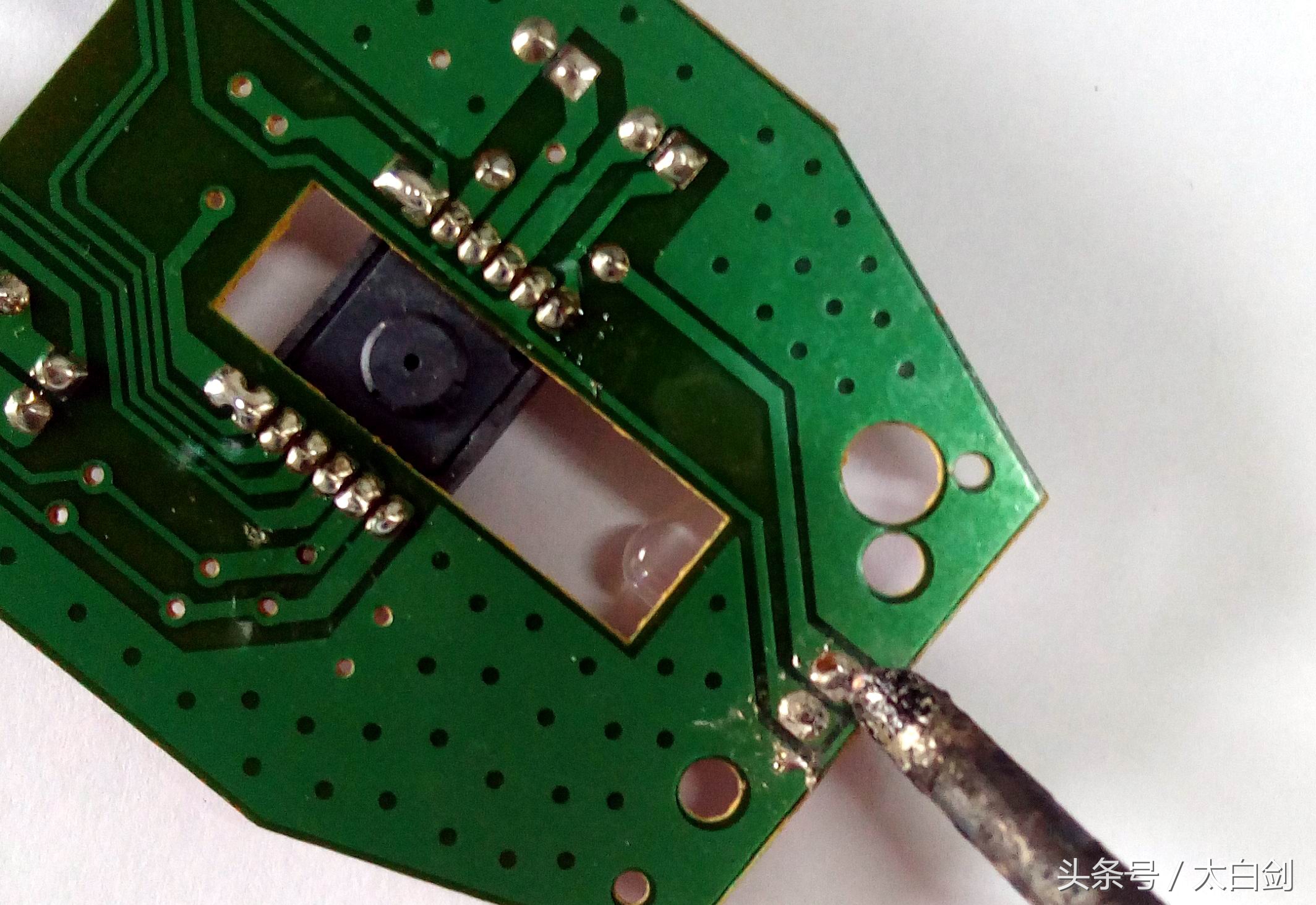 生活小知识，修理不求人——拆修一个鼠标