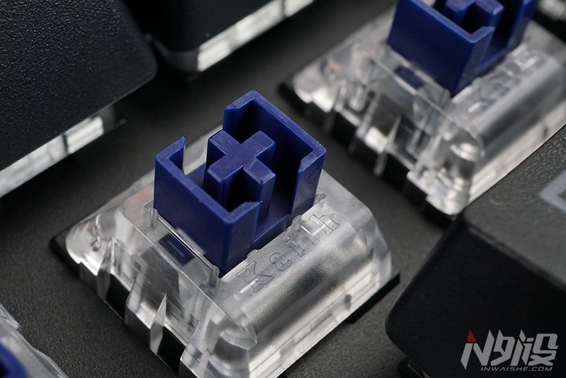 腹灵光魔键盘拆解,腹灵光魔凯华光轴机械键盘评测