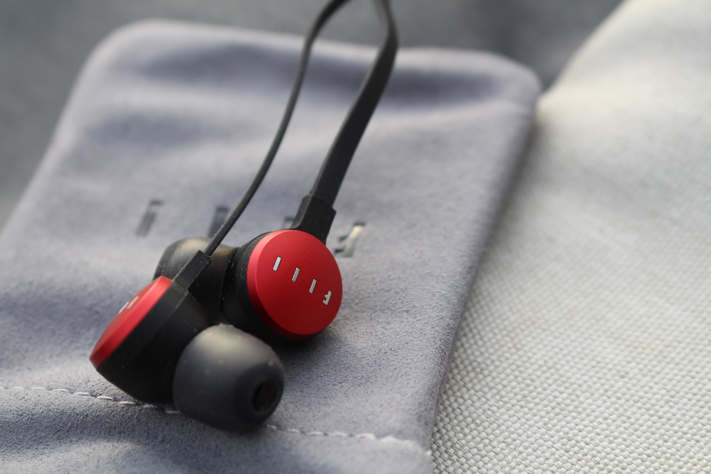 fiil头戴式耳机测评,推荐一款hifi圈铁耳机