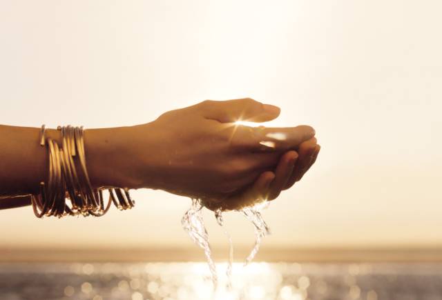 夏季香水攻略推荐,春夏香水怎么挑选最好闻