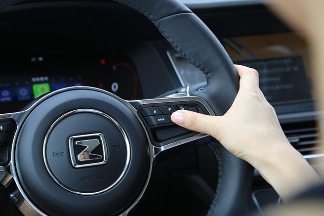 众泰t600运动版测评,众泰t600运动2.0t测试