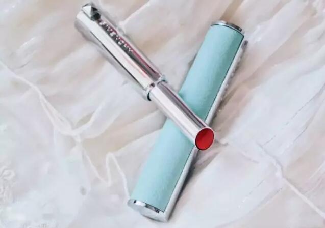 纪梵希小羊皮333和ysl小金条1966,纪梵希小羊皮和ysl小金条哪个好