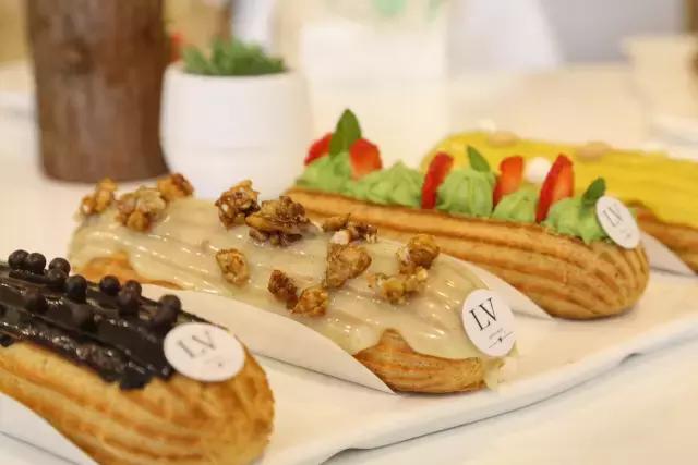 只吃一口蛋糕,只吃了一口的蛋糕