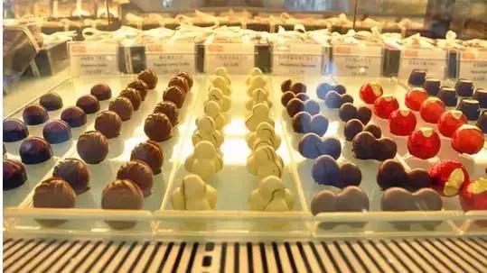 只吃一口蛋糕,只吃了一口的蛋糕