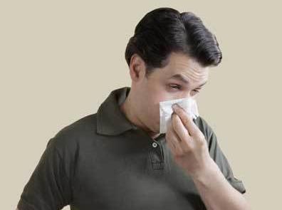 慢性鼻炎用鼻喷剂多久 (鼻炎用鼻喷剂能用多久)