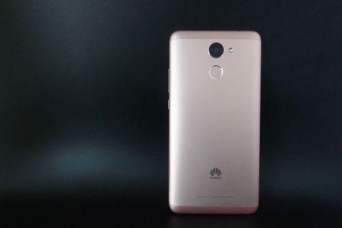 华为畅享7plus值得买么,华为畅享7高配版测评