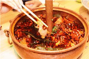 深圳一家有意思的烤鱼店,深圳第一家脆皮烤鱼