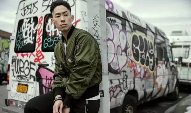 coach蔻驰春日新品,coach蔻驰明星直播