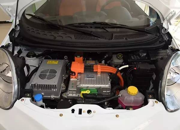 补贴后6.98万起/续航200km,17款奇瑞eQ正式上市