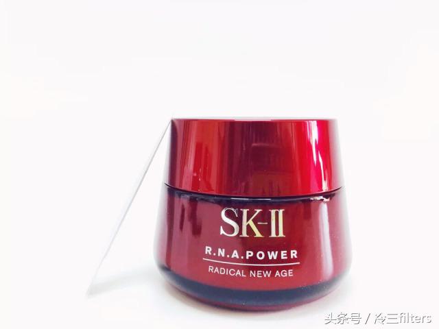 sk2全套护肤品功效是什么,sk2产品抗衰老么