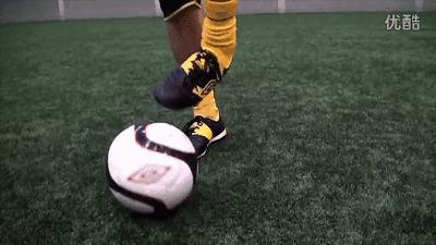 足球技巧长传,足球基本过人拉球技巧讲解