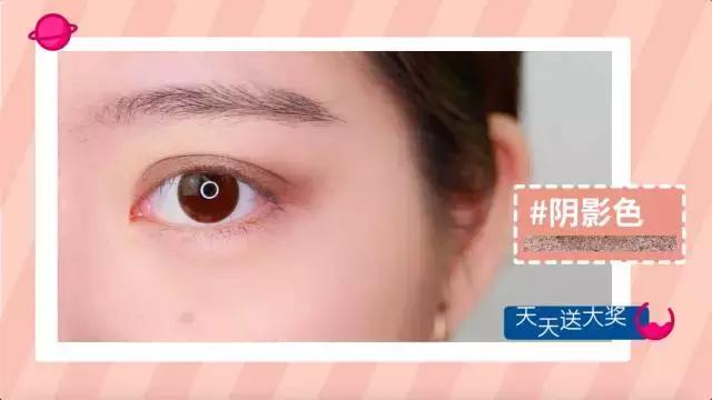 学生党用四色眼影盘可搞定妆容,适合新手的眼影盘一盘搞定全脸