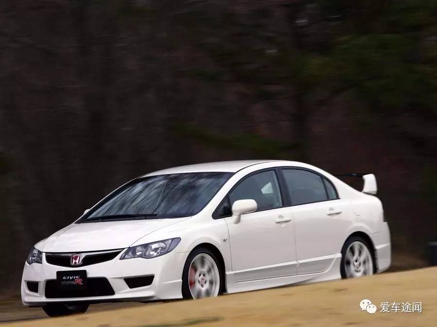 十三代锐志日规版,老锐志日规外观